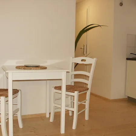 Apartment Wittenberg شقة